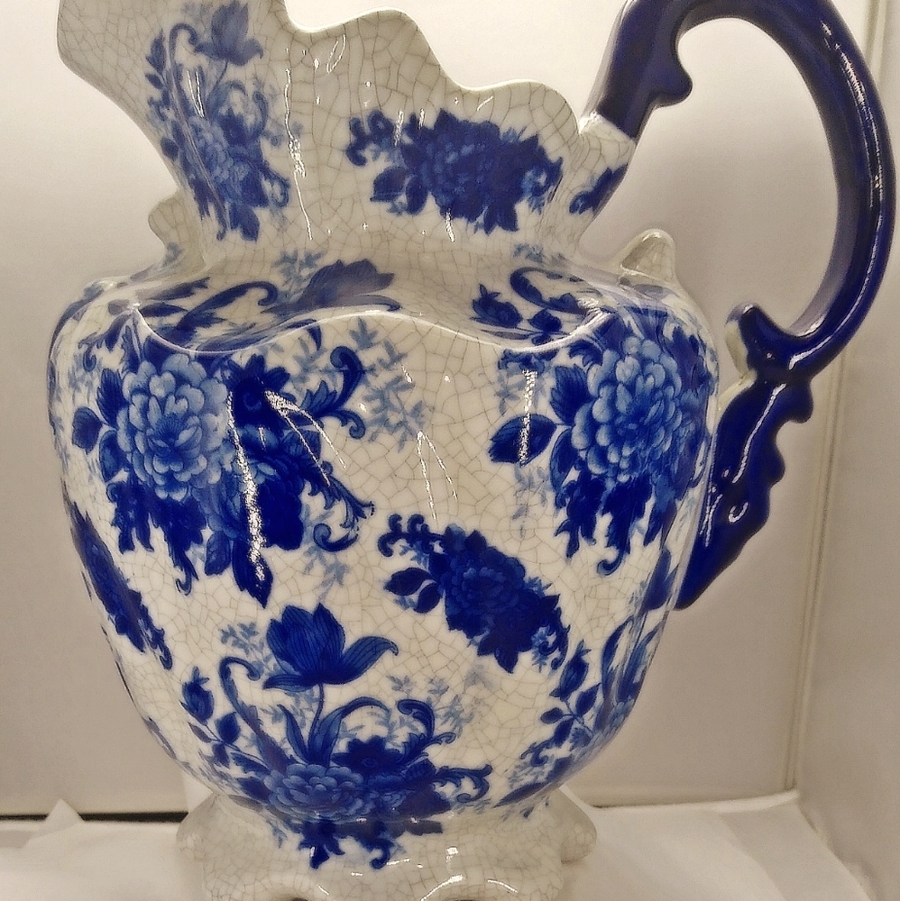 The Bombay Co. Crackle Pitcher